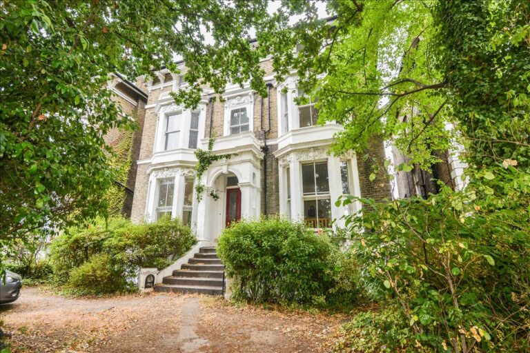 Vanbrugh Park, Blackheath LondonKey